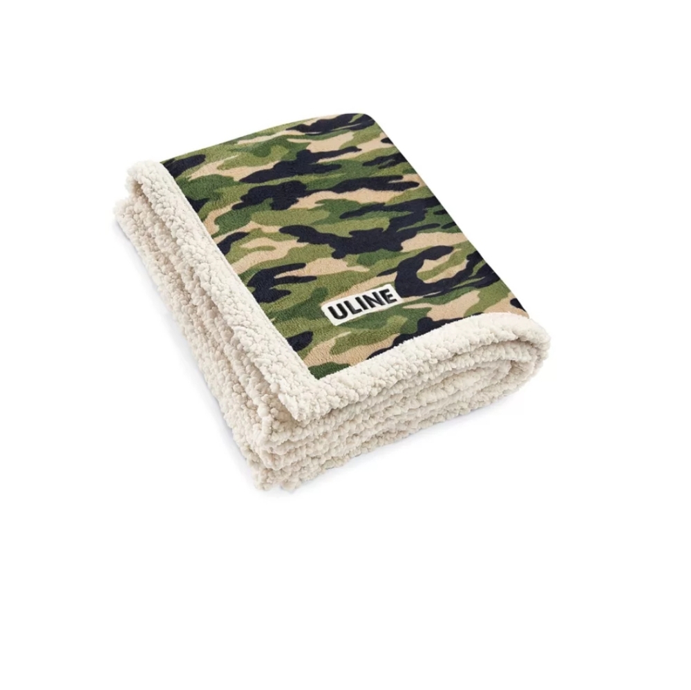 Uline Camouflage Sherpa Blanket